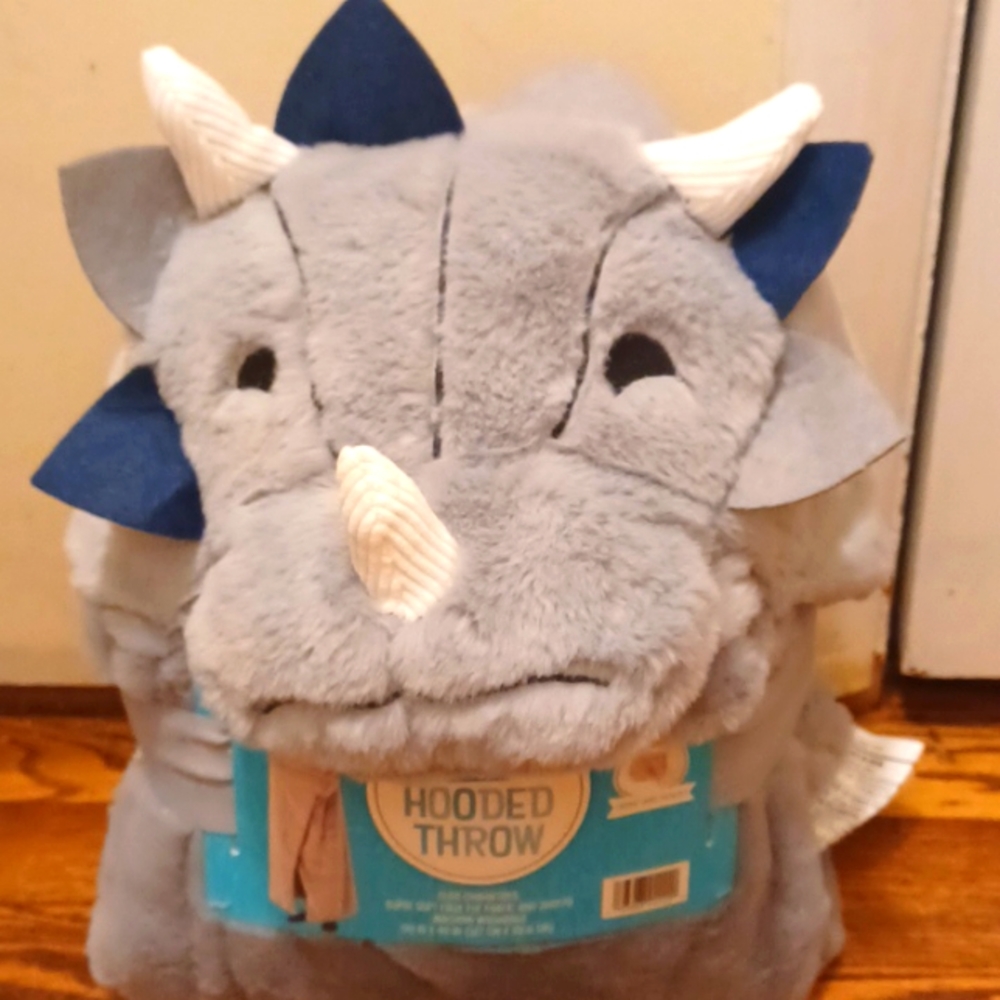 Kids hooded throw